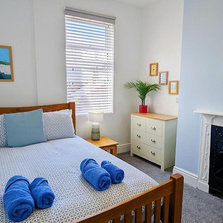 Sea Breeze House Villa Scarborough Bagian luar foto